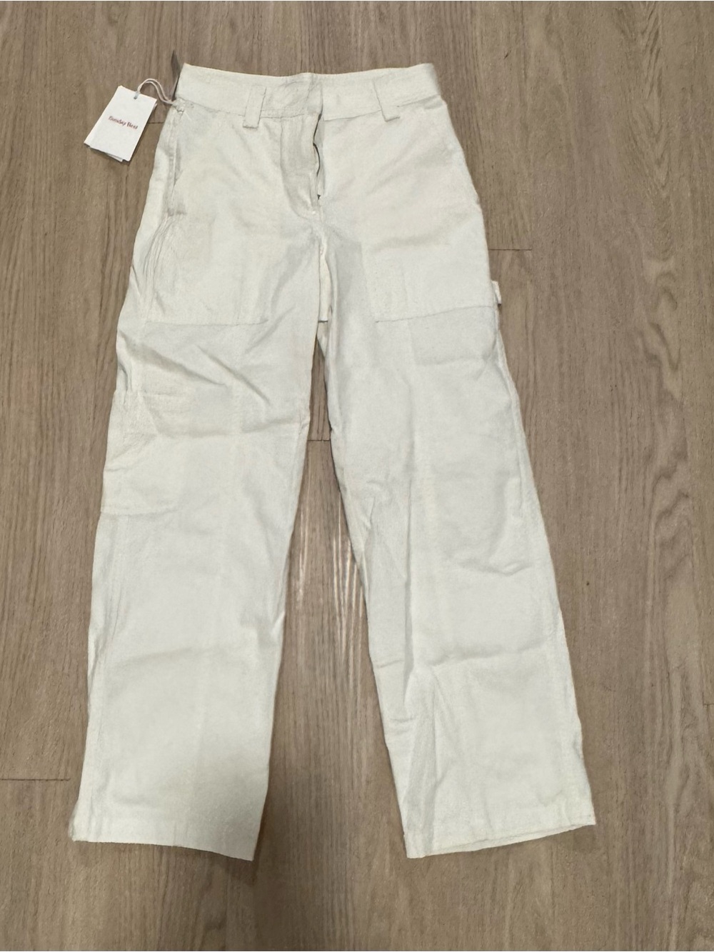 Aritzia ‘New Oscar’ Cargo Pants - Light Birch (2)